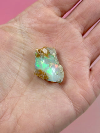 ETHIOPIAN OPAL - EXCLUSIVE QUALITY (F) The Crystal Avenues 