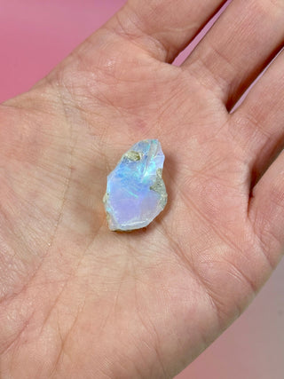 ETHIOPIAN OPAL - EXCLUSIVE QUALITY (G) The Crystal Avenues 