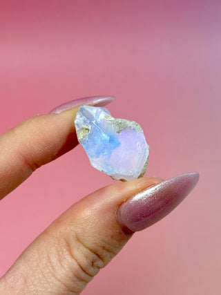 ETHIOPIAN OPAL - EXCLUSIVE QUALITY (G) The Crystal Avenues 