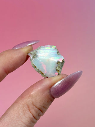 ETHIOPIAN OPAL - EXCLUSIVE QUALITY (H) The Crystal Avenues 