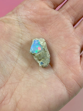 ETHIOPIAN OPAL - EXCLUSIVE QUALITY (I) The Crystal Avenues 