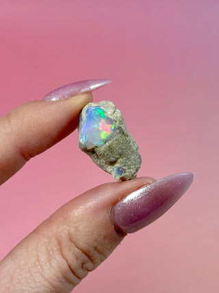 ETHIOPIAN OPAL - EXCLUSIVE QUALITY (I) The Crystal Avenues 