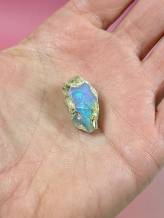ETHIOPIAN OPAL - EXCLUSIVE QUALITY (I) The Crystal Avenues 