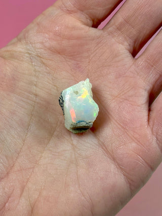 ETHIOPIAN OPAL - EXCLUSIVE QUALITY (J) The Crystal Avenues 