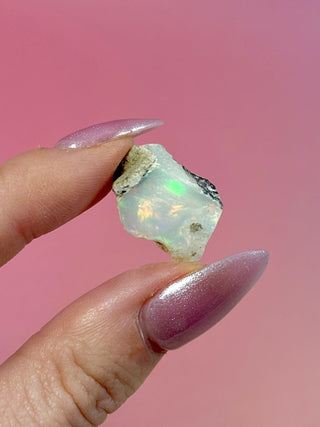ETHIOPIAN OPAL - EXCLUSIVE QUALITY (J) The Crystal Avenues 
