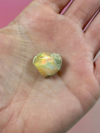 ETHIOPIAN OPAL - EXCLUSIVE QUALITY (P) The Crystal Avenues 