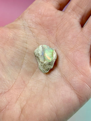 ETHIOPIAN OPAL - EXCLUSIVE QUALITY (Q) The Crystal Avenues 