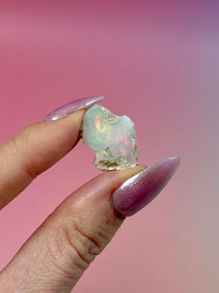 ETHIOPIAN OPAL - EXCLUSIVE QUALITY (R) The Crystal Avenues 