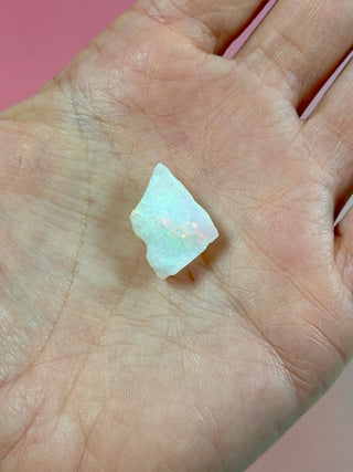 ETHIOPIAN OPAL - EXCLUSIVE QUALITY (V) The Crystal Avenues 