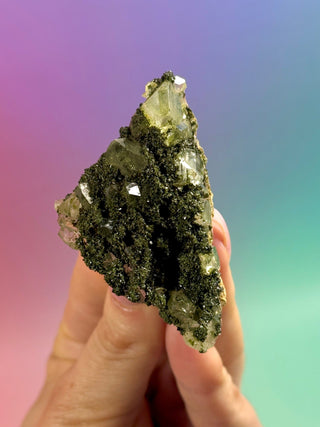 FAIRY FORREST EPIDOTE W. QUARTZ (25) Cluster The Crystal Avenues 