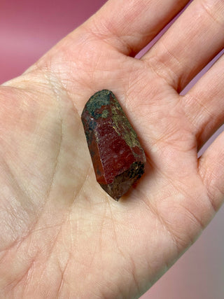 FERRUGINOUS QUARTZ (6) The Crystal Avenues 