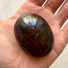 Load image into Gallery viewer, GARNET PALM STONE (1) Tumble Stone The Crystal Avenues 
