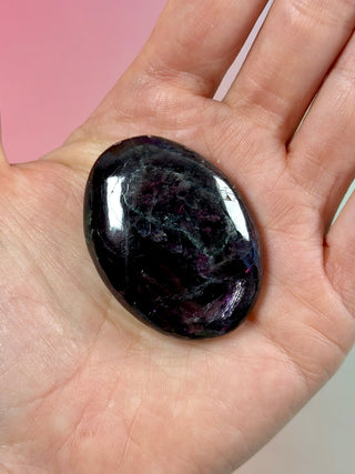 GARNET PALM STONE (4) Tumble Stone The Crystal Avenues 