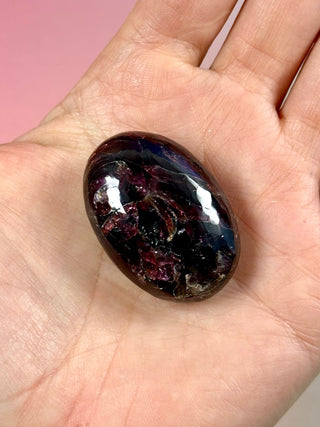 GARNET PALM STONE (7) Tumble Stone The Crystal Avenues 
