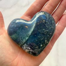 Load image into Gallery viewer, GRAPE AGATE HEART - HAND CARVED (4) The Crystal Avenues 
