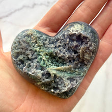 Load image into Gallery viewer, GRAPE AGATE HEART - HAND CARVED (4) The Crystal Avenues 
