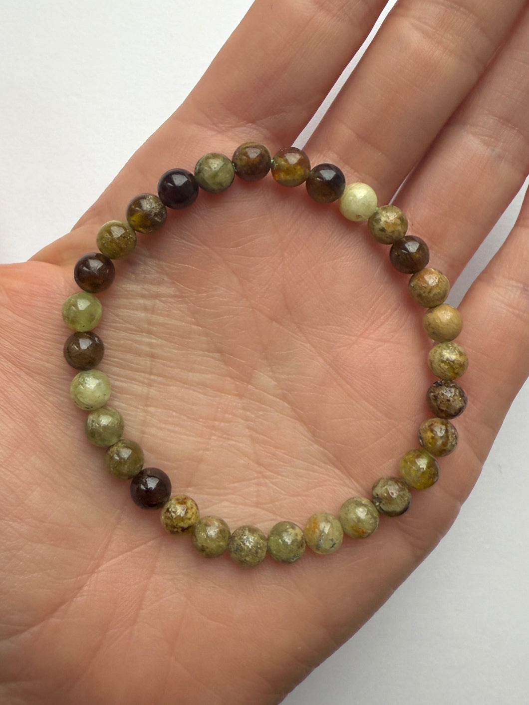 GREEN GARNET BRACELET (6MM) Bracelet The Crystal Avenues 