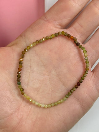 GREEN GARNET FACET STRETCH BRACELET Bracelet The Crystal Avenues 