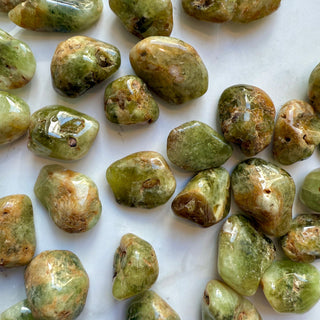 GREEN GARNET TUMBLE STONE Tumble Stone The Crystal Avenues 