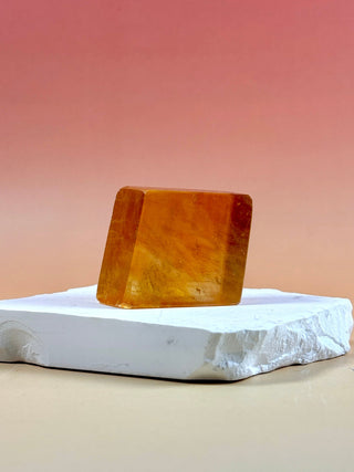 HONEY OPTICAL CALCITE FREEFORM (3) Freeform The Crystal Avenues 