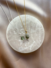 Indlæs billede til gallerivisning LABRADORITE CRYSTAL NECKLACE - &#39;NUGGET&#39; PENDANT Necklace The Crystal Avenues 
