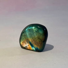 Load image into Gallery viewer, LABRADORITE FREEFORM (6) tumble stone The Crystal Avenues 
