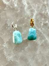 Indlæs billede til gallerivisning LARIMAR CRYSTAL NECKLACE - &#39;NUGGET&#39; PENDANT Necklace The Crystal Avenues 
