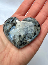 Load image into Gallery viewer, LARVIKITE HEART (1) Heart The Crystal Avenues 
