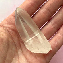 Load image into Gallery viewer, LEMURIAN QUARTZ POINT (6) The Crystal Avenues 
