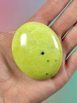 LIME SERPENTINE PALM STONE (3) Palm stone The Crystal Avenues 