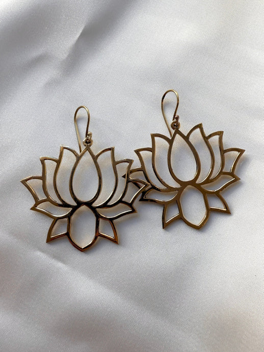 LOTUS FLOWER BRASS EARRINGS - LARGE The Crystal Avenues 