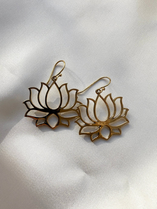 LOTUS FLOWER BRASS EARRINGS - MEDIUM The Crystal Avenues 