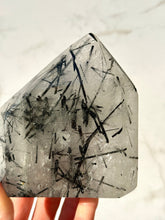 Indlæs billede til gallerivisning MAGIC TOWER - Black Tourmaline Rutile Quartz (1) The Crystal Avenues 
