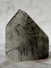 Indlæs billede til gallerivisning MAGIC TOWER - Black Tourmaline Rutile Quartz (1) The Crystal Avenues 
