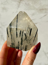 Indlæs billede til gallerivisning MAGIC TOWER - Black Tourmaline Rutile Quartz (3) The Crystal Avenues 
