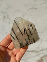 Indlæs billede til gallerivisning MAGIC TOWER - Black Tourmaline Rutile Quartz (3) The Crystal Avenues 
