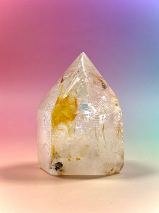 MAGIC TOWER - Golden Healer Quartz w. Epidot (19) tumble stone The Crystal Avenues 