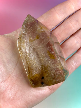 MAGIC TOWER - Golden Healer Quartz w. Rare Golden 'Rabbit Hair' Rutile (4) tumble stone The Crystal Avenues 