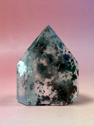 MAGIC TOWER - Golden Rutilated Quartz with Epidote & Chlorite (6A) Tower The Crystal Avenues 