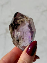 Indlæs billede til gallerivisning MAGIC TOWER - Smokey Phantom Amethyst (9) Druze The Crystal Avenues 
