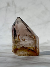 Indlæs billede til gallerivisning MAGIC TOWER - Smokey Phantom Quartz w. Golden Healer (6) Druze The Crystal Avenues 
