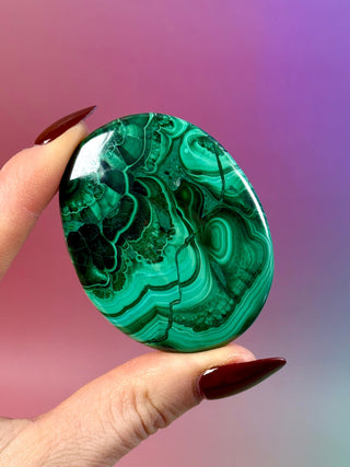 MALACHITE PALM STONE (6) Palm stone The Crystal Avenues 