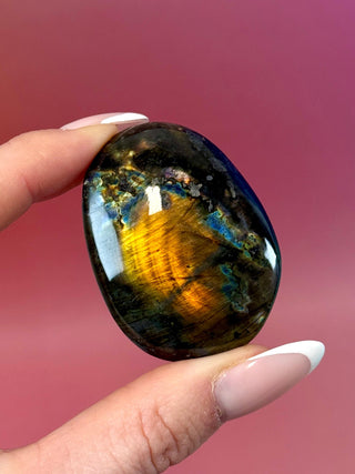 MIDNIGHT LABRADORITE PALM STONE (10) Palm stone The Crystal Avenues 