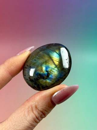 MIDNIGHT LABRADORITE PALM STONE (14) tumble stone The Crystal Avenues 