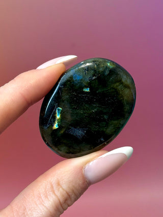 MIDNIGHT LABRADORITE PALM STONE (24) Palm stone The Crystal Avenues 