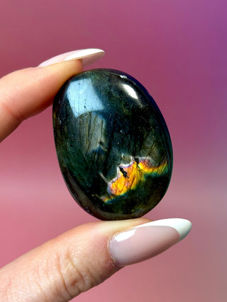 MIDNIGHT LABRADORITE PALM STONE (27) Palm stone The Crystal Avenues 