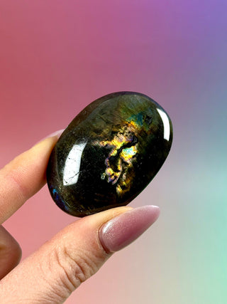 MIDNIGHT LABRADORITE PALM STONE (9) tumble stone The Crystal Avenues 