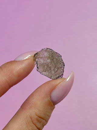 MOLDAVITE A QUALITY (15) The Crystal Avenues 