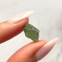 Load image into Gallery viewer, MOLDAVITE A QUALITY (G) The Crystal Avenues 
