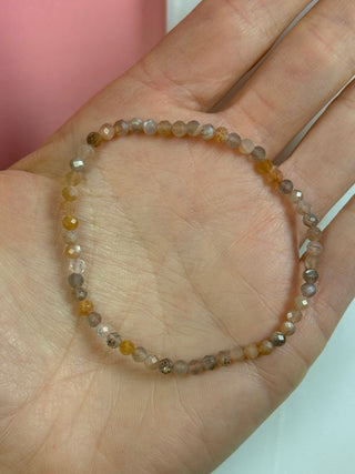 MOONSTONE FACET STRETCH BRACELET Bracelet The Crystal Avenues 